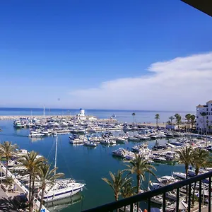 Duquesa Seaview Marina Manilva